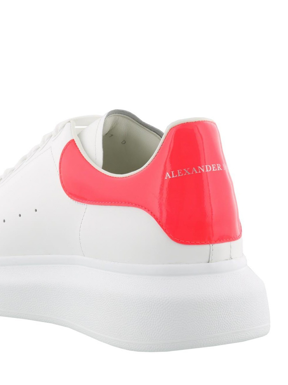 alexander mcqueen trainers red back off 