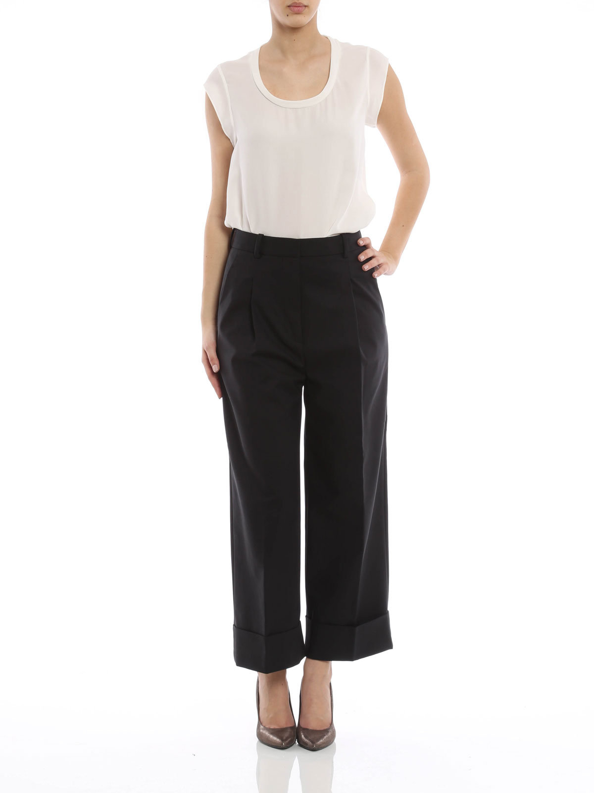 wide leg cuffed trousers