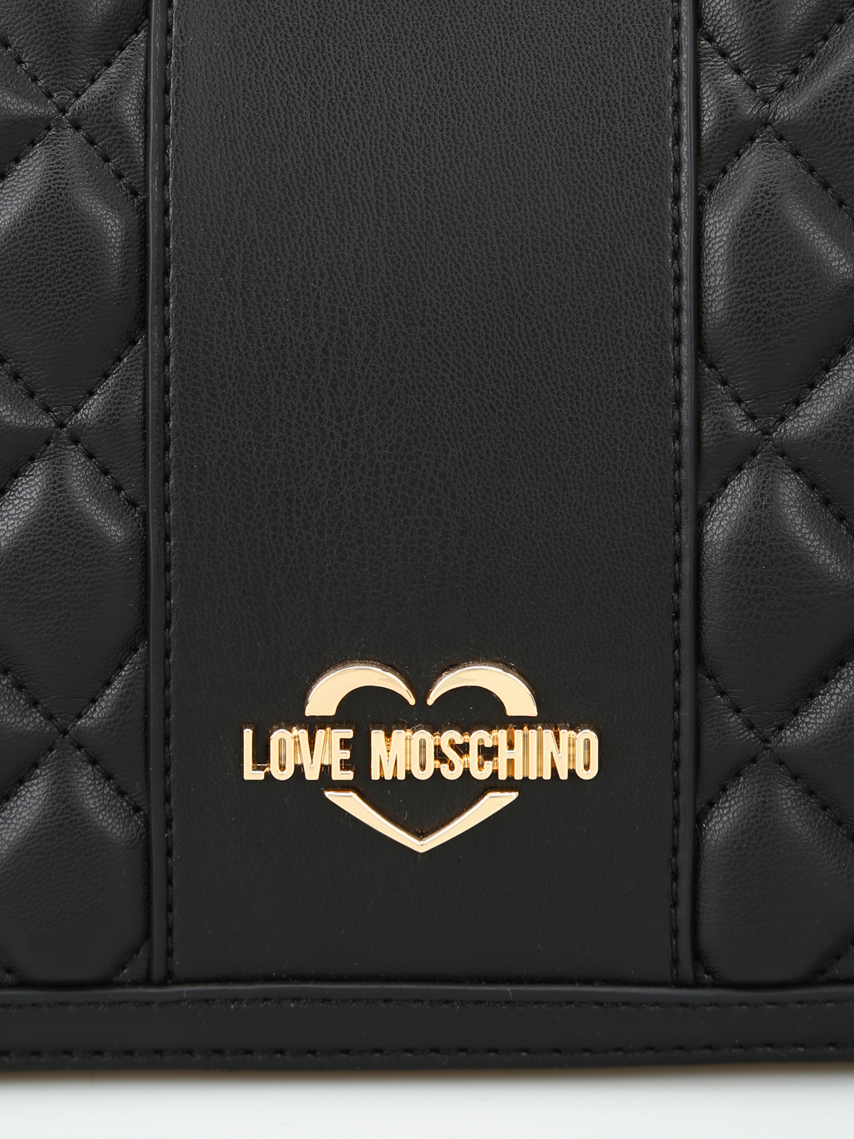 love moschino quilted faux leather shoulder bag