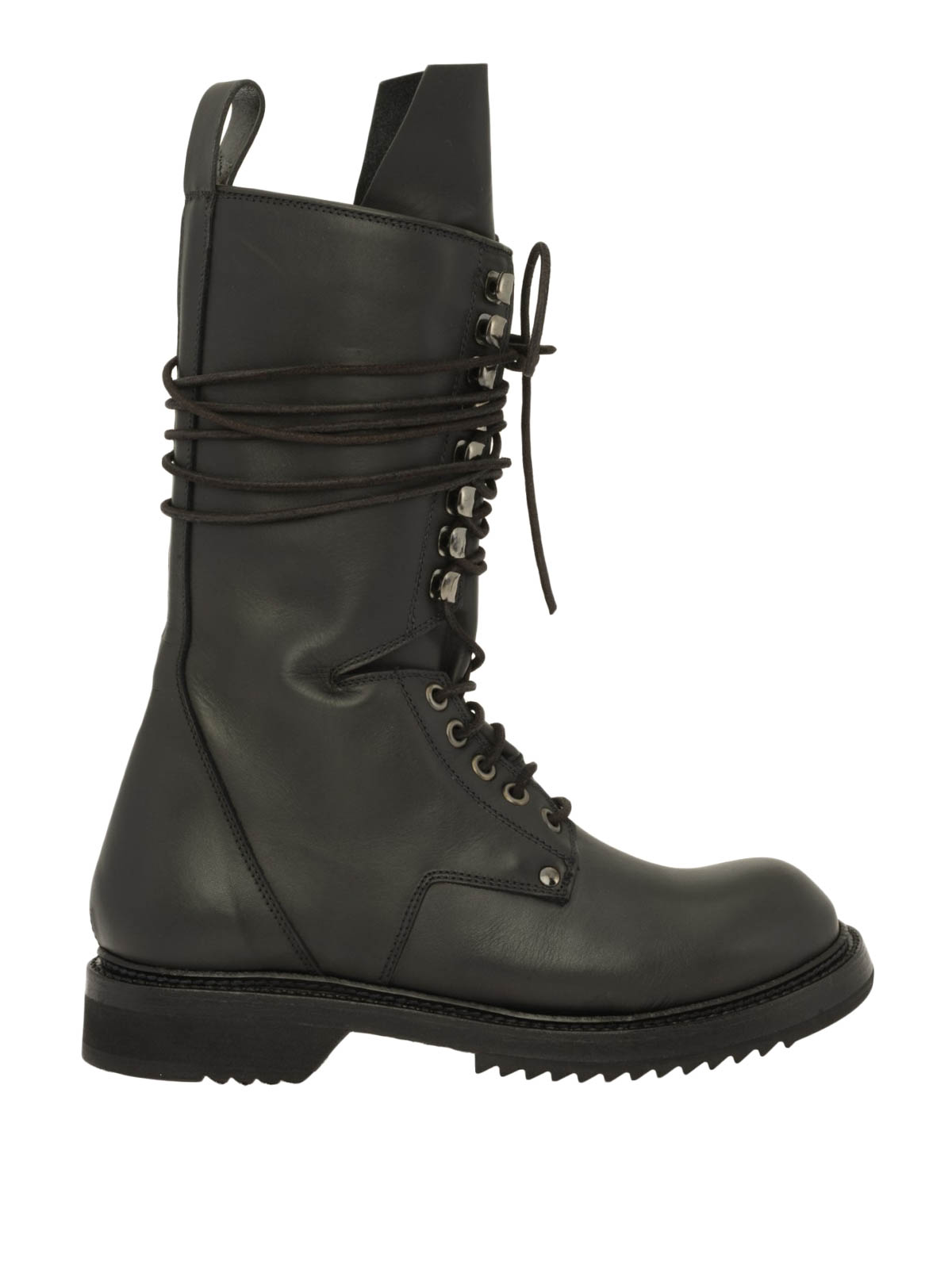 Leather combat boots with lug sole 