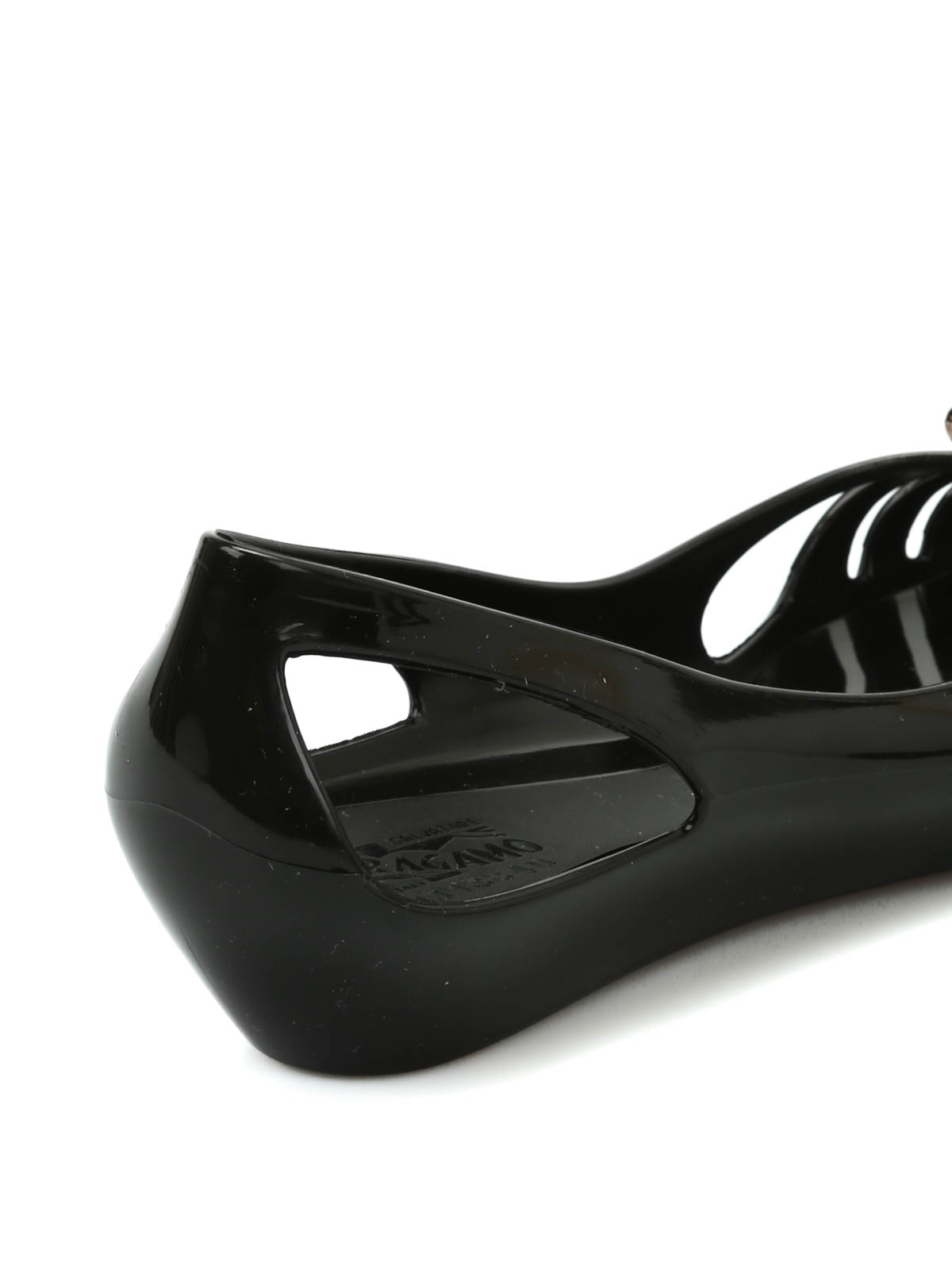 salvatore ferragamo bermuda flats