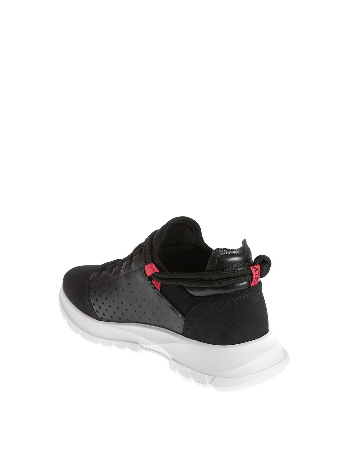 Trainers Givenchy - Spectre running sneakers in black - BH003AH0N3001