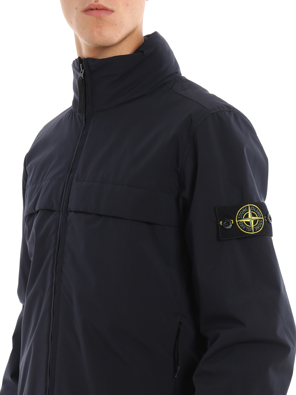 STONE ISLAND SOFT SHELL-R 中綿ブルゾン/ダウン 黒 | ilhotesul.com.br