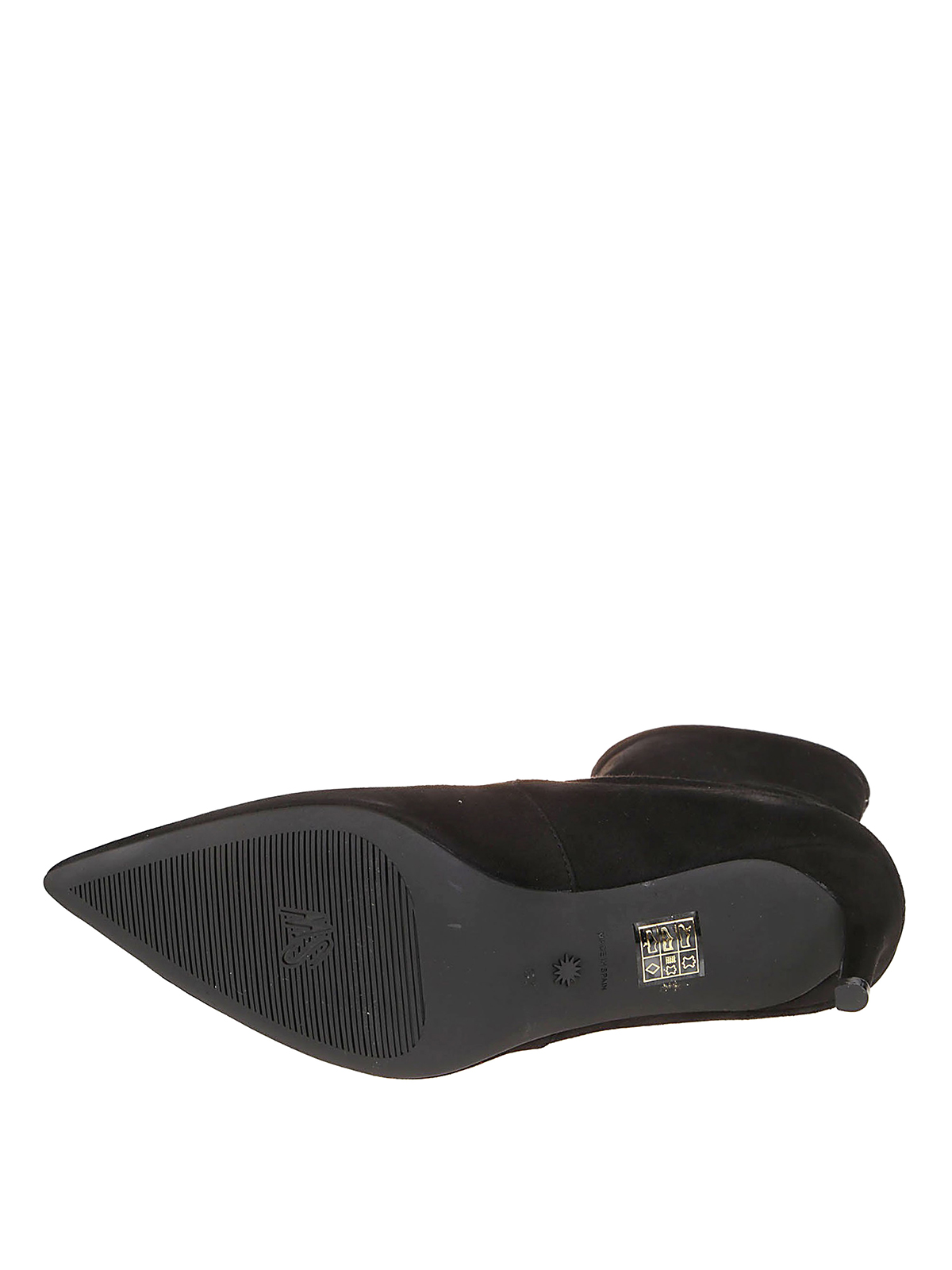 stuart weitzman flat ankle boots