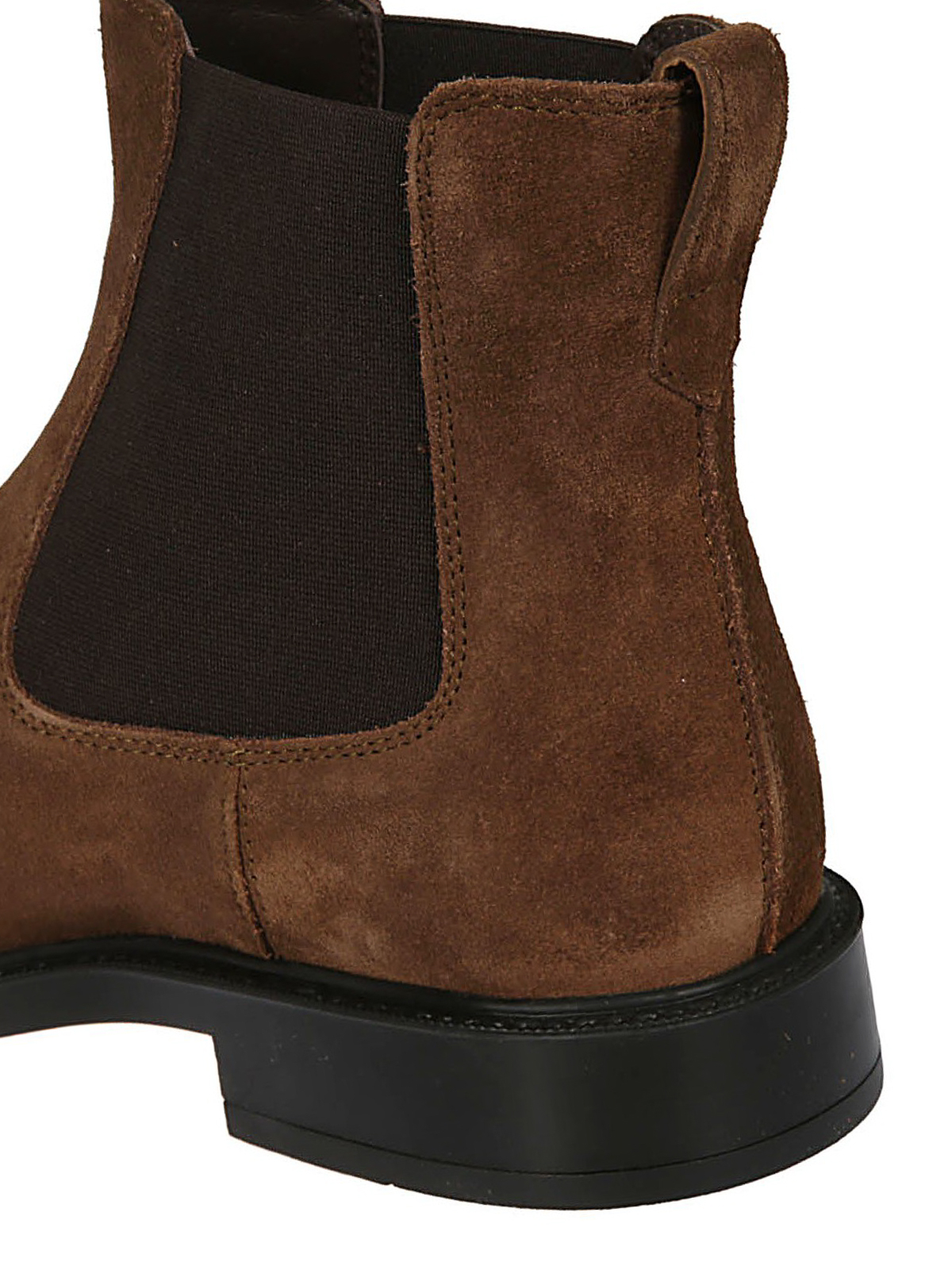 Suede ankle boots with rubber sole 
