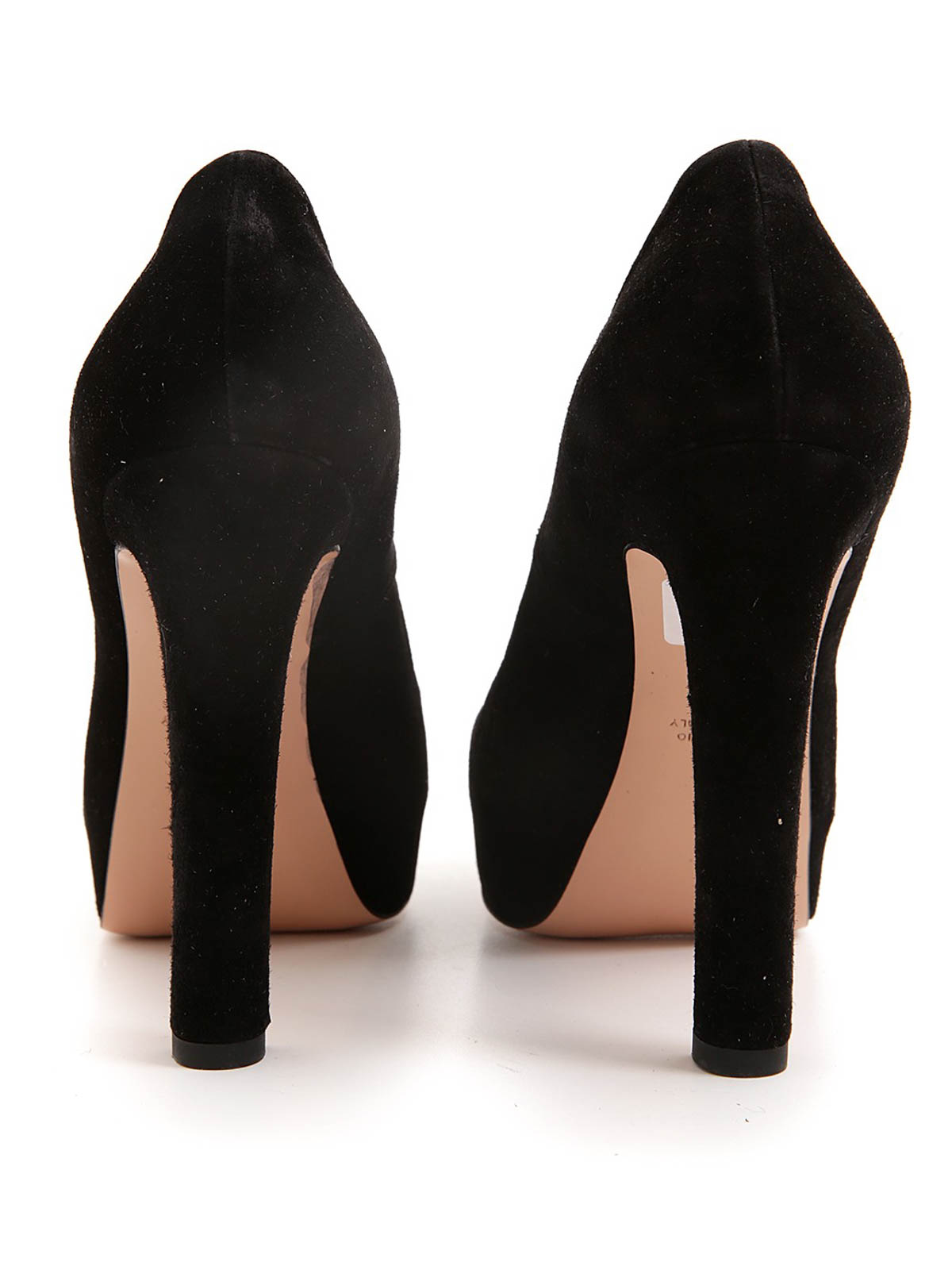 round toe court shoes