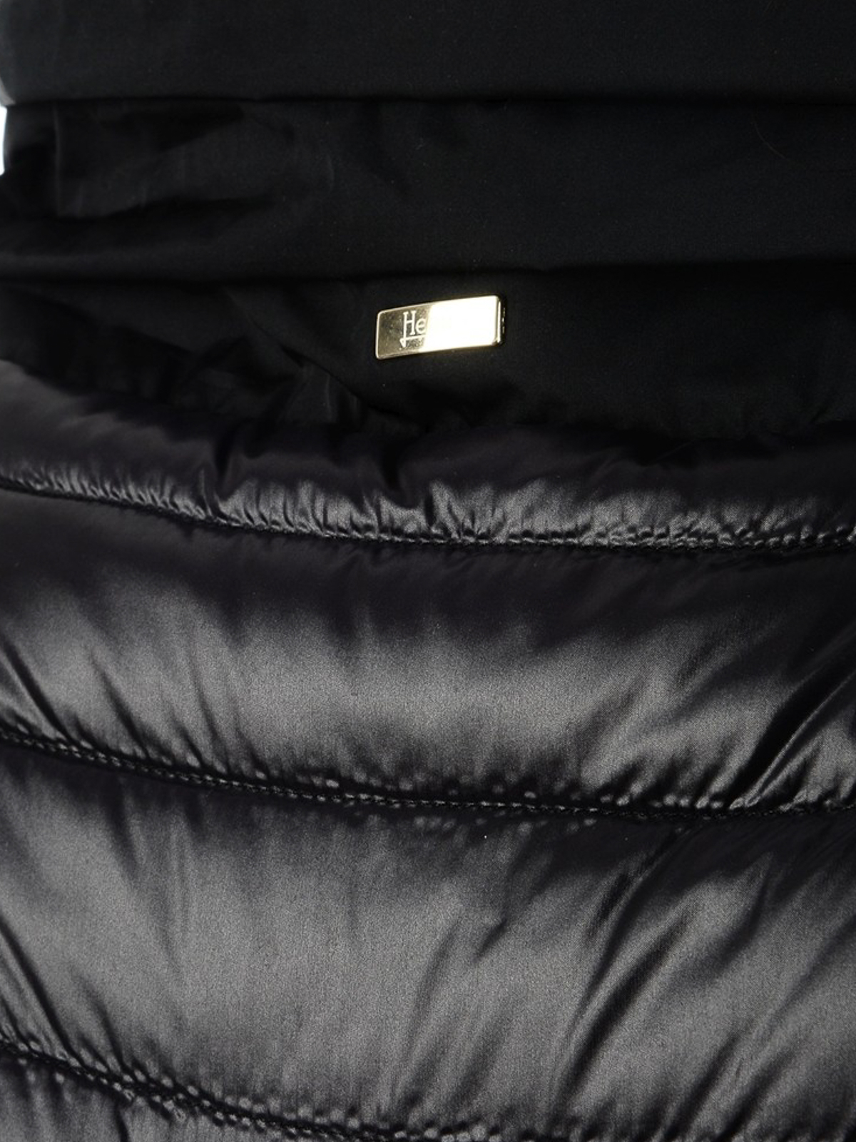 Padded jackets Herno - Taffeta back black padded jacket - PI0615D120179300