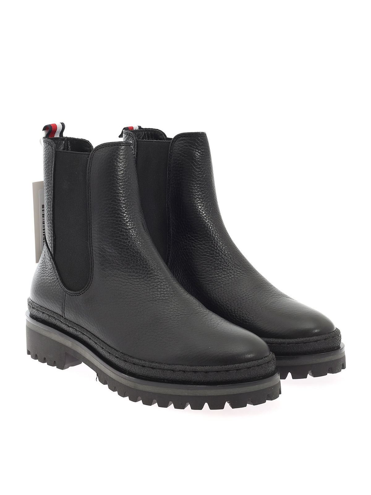 tommy hilfiger heeled chelsea boots