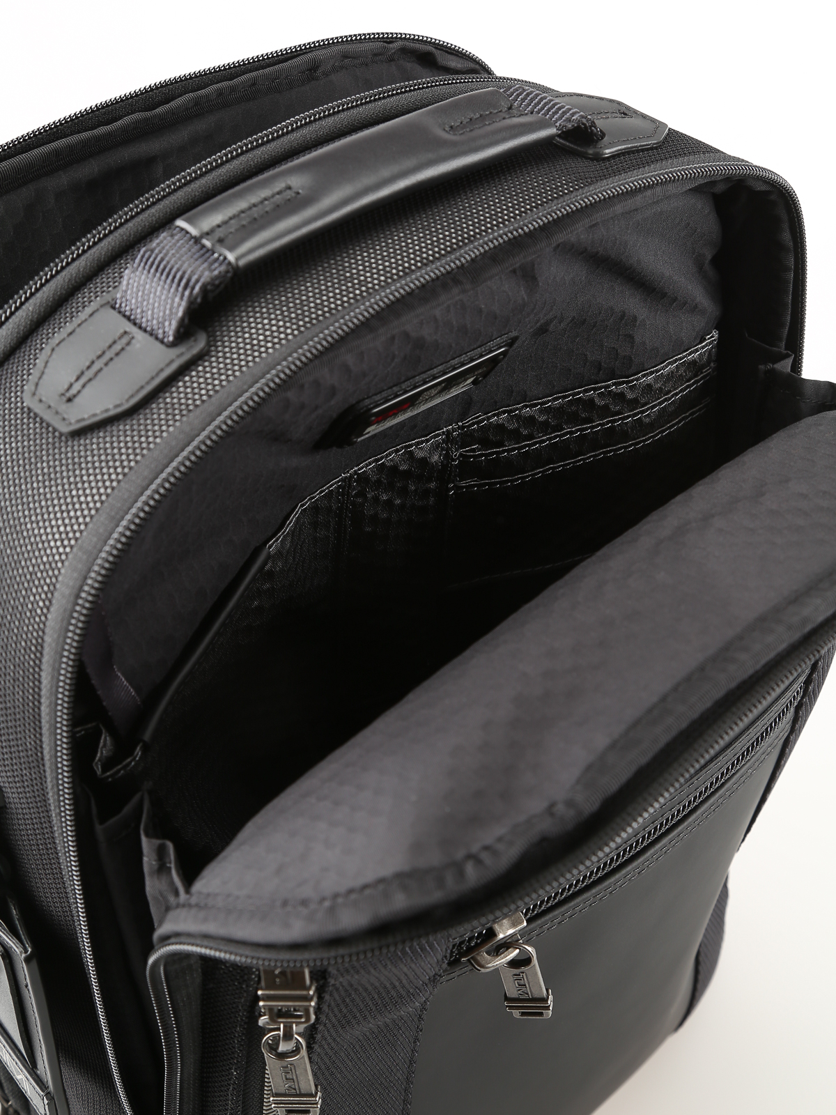 tumi davis backpack