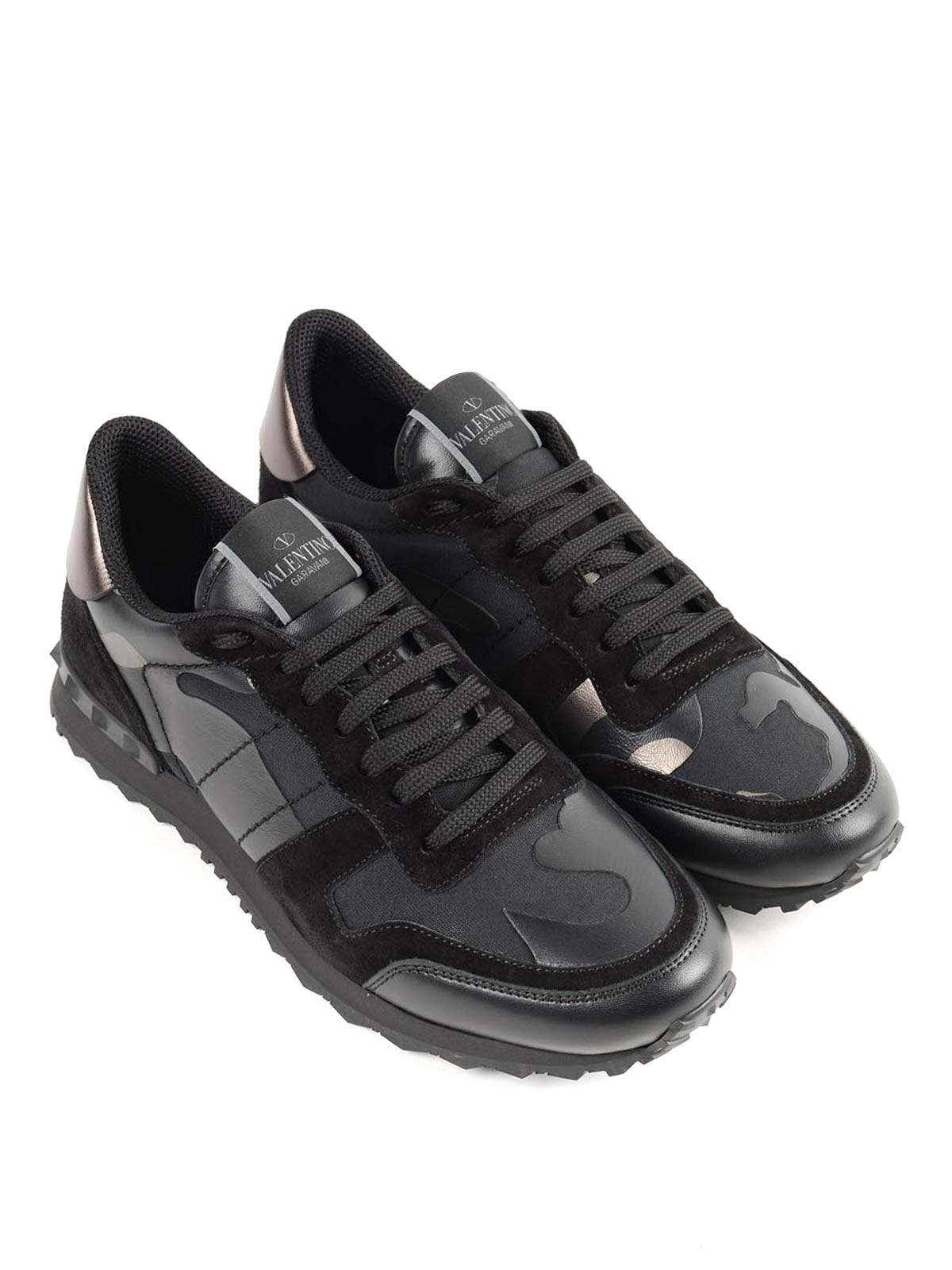 Valentino garavani кроссовки. Valentino Garavani Sneakers Rockrunner. Valentino Rockrunner Black. Valentino Garavani Sneakers Mens. Valentino Shoes men Sneakers Black.