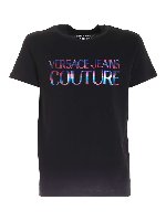 T-shirt nera con logo colorato