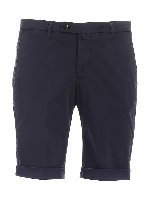 Bermuda risvolto sul fondo blu