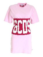 Abito rosa con dettaglio rosso