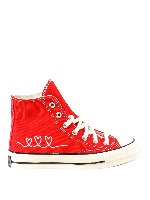 Sneakers con ricamo cuore