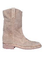 Biker in pelle scamosciata