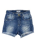 Shorts in denim con fondo sfrangiato