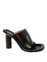 Sandali con finitura lucida