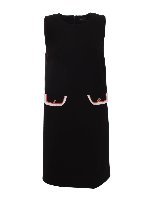 Abito nero con tasche