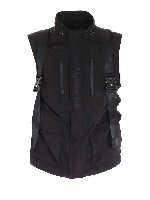 Gilet nero con zaino removibile