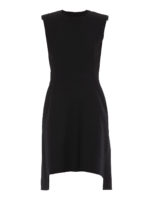 Abito smanicato asimmetrico