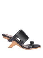 Sabot in pelle con tacco scultura