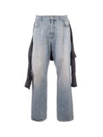 Jeans con camicia annodata