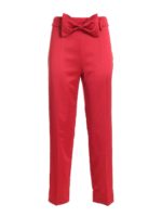 Pantalone in raso rosso con fiocco