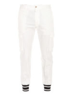 Pantaloni cargo con fondo a righe