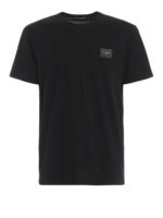T-shirt nera con placca logo