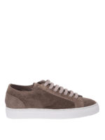 Sneaker in suede con lacci in spugna