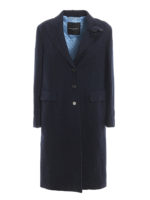 Cappotto con spilla floreale