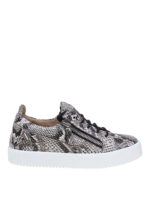 Sneaker Gail Python