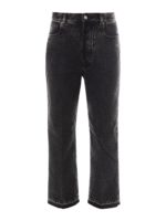 Jeans con orlo sfrangiato