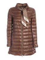 Piumino marrone con foulard logato