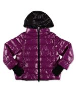 Piumino viola con cappuccio