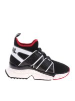Sneakers Aventur nere