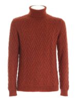 Dolcevita con bordi a costine rosso