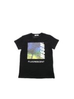 T-shirt nera con stampa multicolor