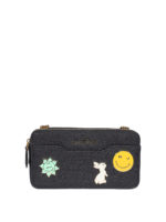 Piccola borsa con applicazioni in metallo