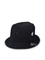 Cappello nero con logo ricamato