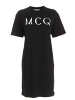 Abito nero con stampa logo bianca