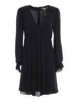 Abito in seta con scollo a V