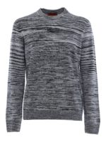 Maglione in gradazione di grigio