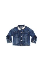 Giubbino in denim blu con margherite