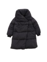 Piumino nero con scollo a scialle