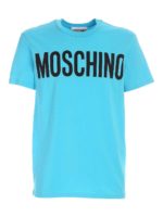 T-shirt azzurra con logo lettering