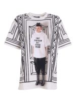 T-shirt stampata in bianco e nero