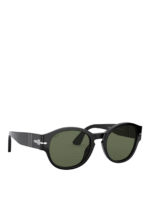 Occhiali da sole con lenti scure