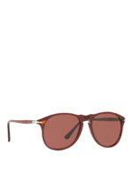 Occhiali da sole con lenti tono su tono