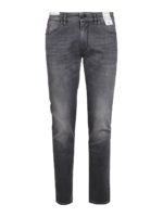 Jeans slavato con strappi